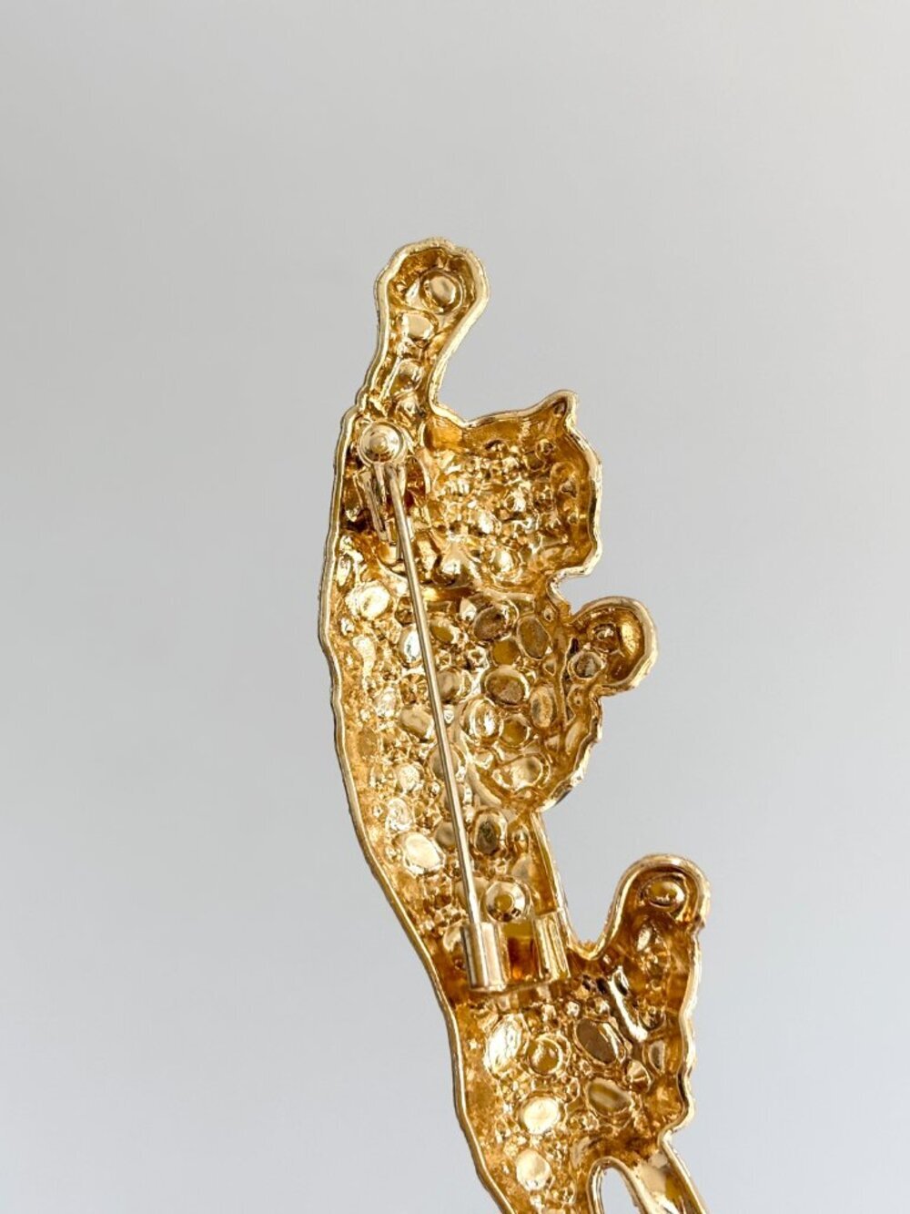 Climbling Leopard Figural Gold Toned Black Rhinestone Vintage Insp Brooch Pin - Picture 4 of 13